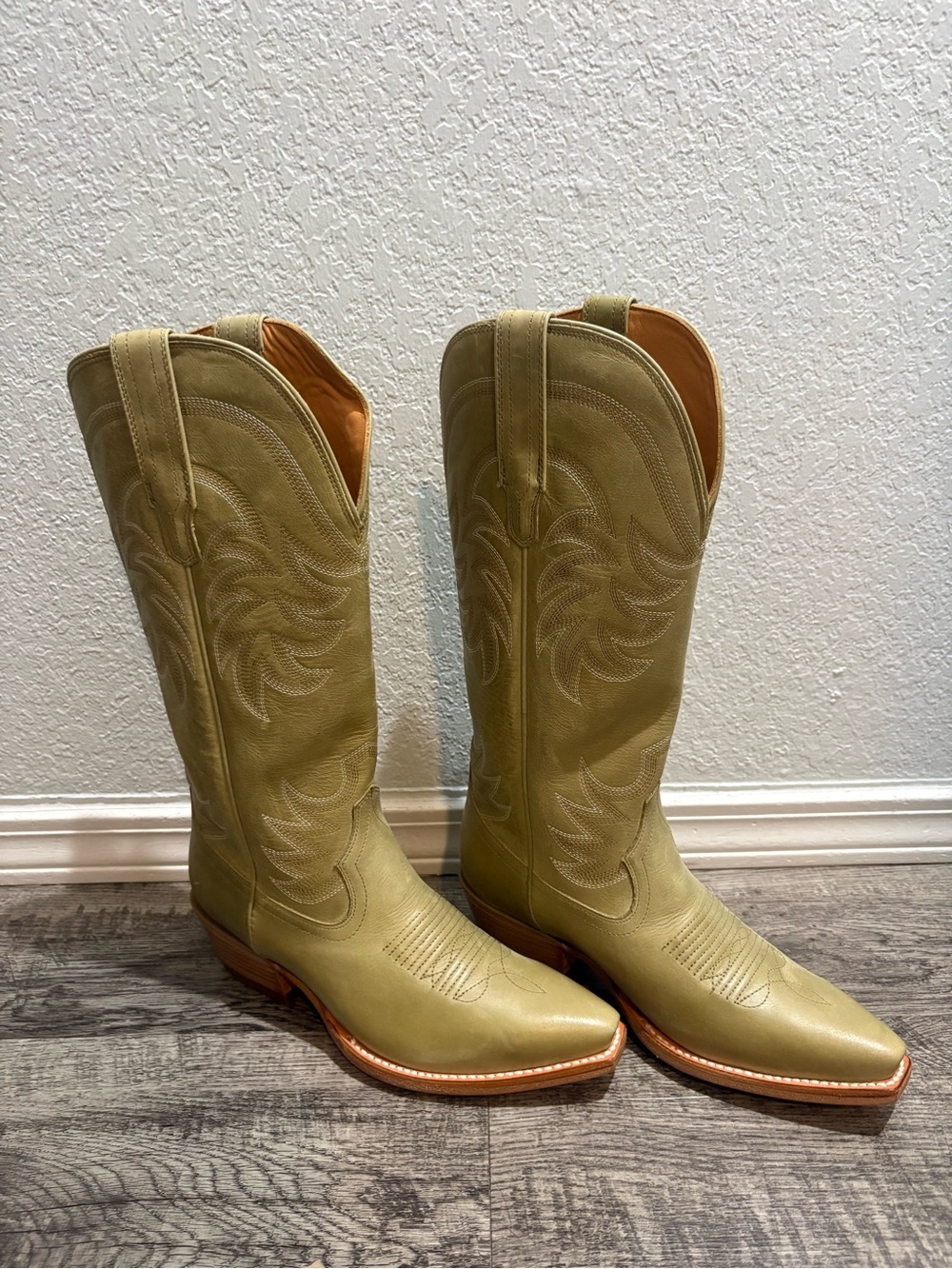 Tecovas Annie Light Sage green Western Leather Boots US 8 B